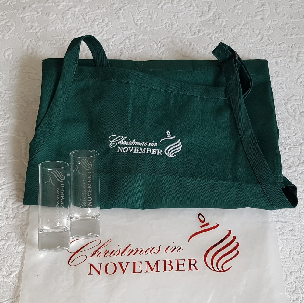 🎁 Jasper Park Lodge Apron & Drinking Shot Glasses